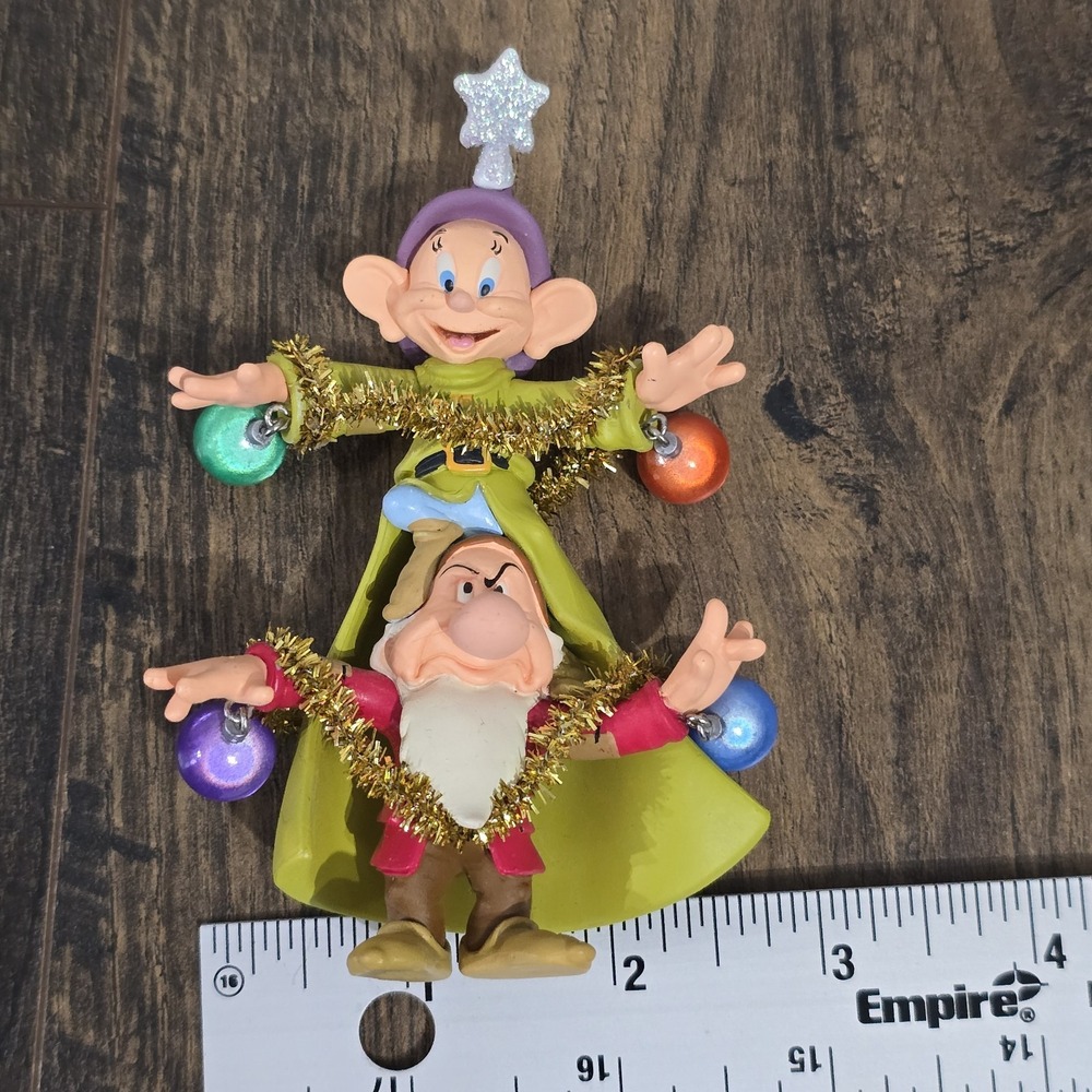 Hallmark Keepsake 2012 Ornament A Very Merry Christmas Tree Snow White 7 Dwarfs - Picture 7 of 7